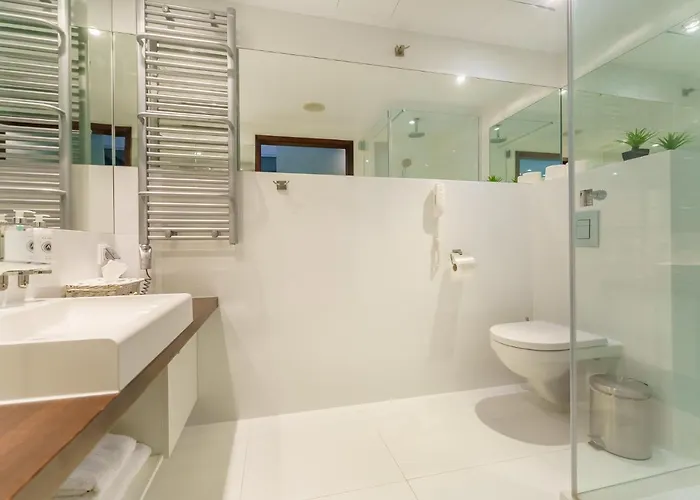 Almar Marine 코워브제크